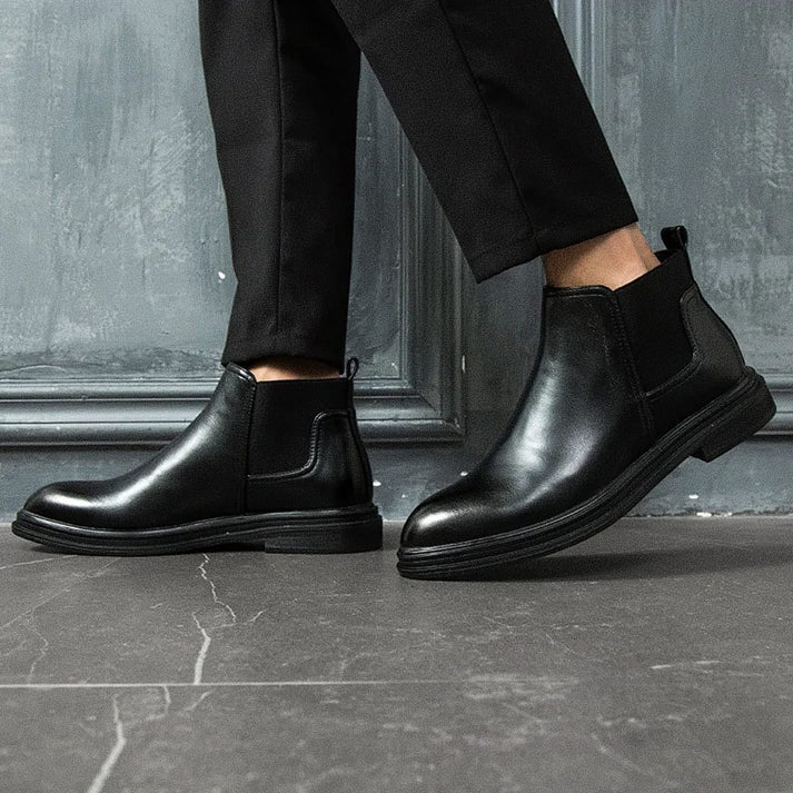 Bota Masculina Chelsea em Couro Montvani MV273