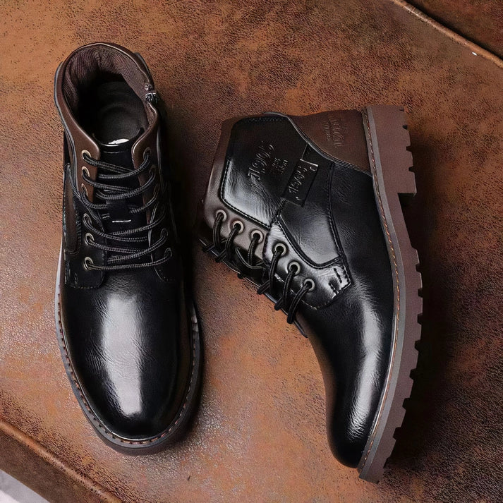 Bota Masculina em Couro Montvani MV283