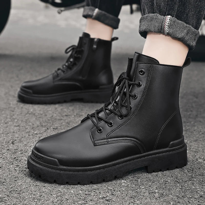 Bota Masculina em Couro Montvani MV047