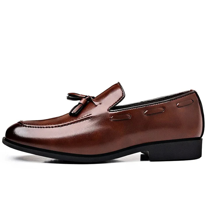Sapato Mocassim em Couro Masculino Montvani MV321