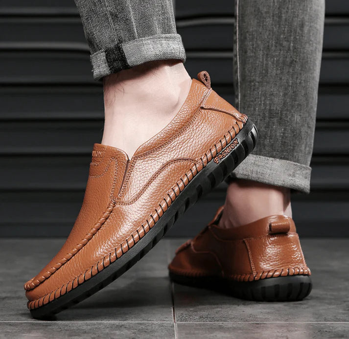 Sapato Mocassim em Couro Masculino Montvani MV338