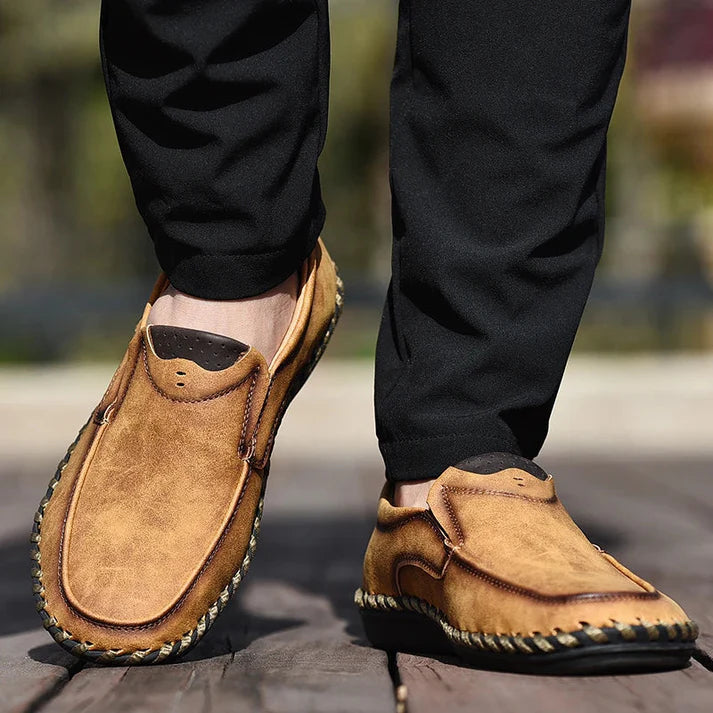 Sapato Mocassim em Couro Masculino Montvani MV340