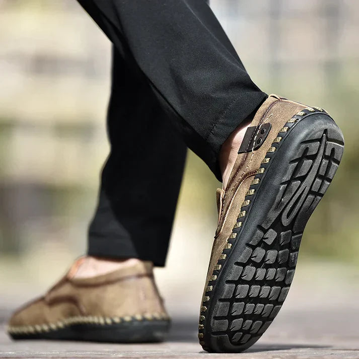 Sapato Mocassim em Couro Masculino Montvani MV340